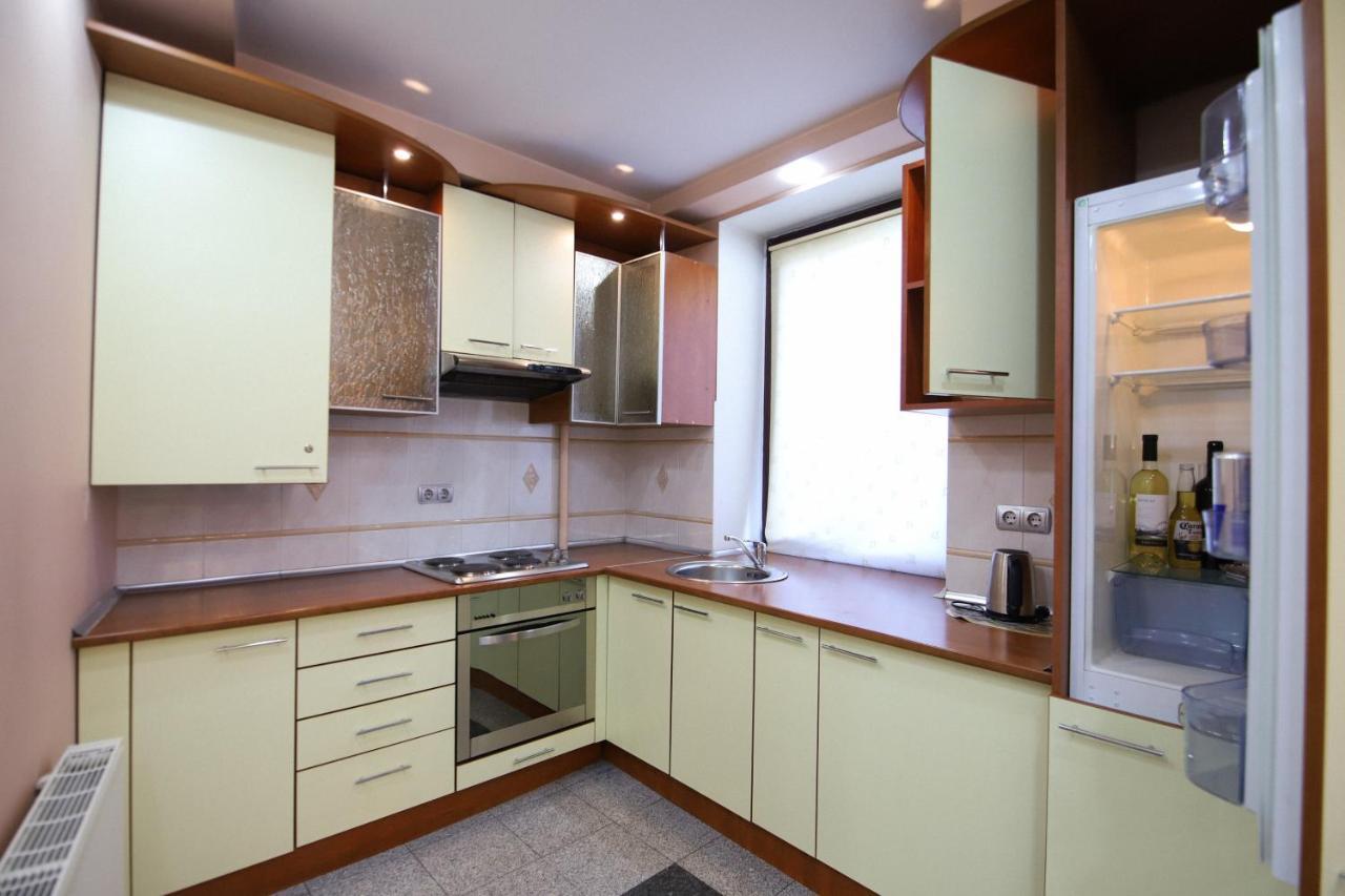 Prestige Apart-Hotel Chisinau Ngoại thất bức ảnh
