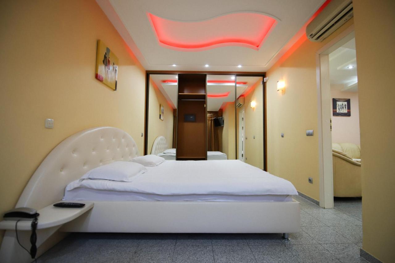 Prestige Apart-Hotel Chisinau Ngoại thất bức ảnh