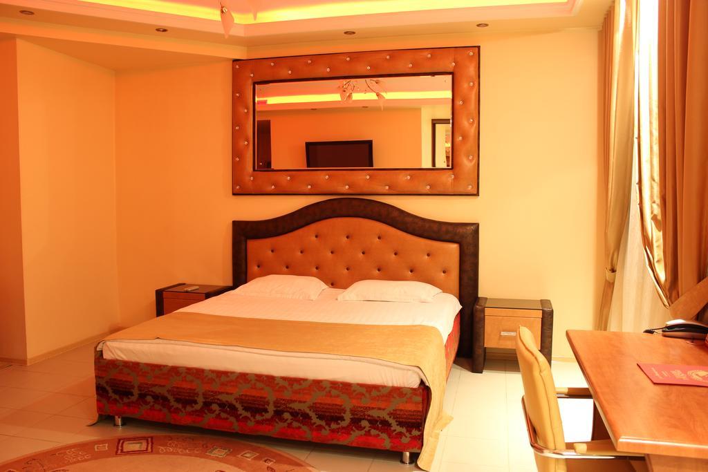 Prestige Apart-Hotel Chisinau Ngoại thất bức ảnh