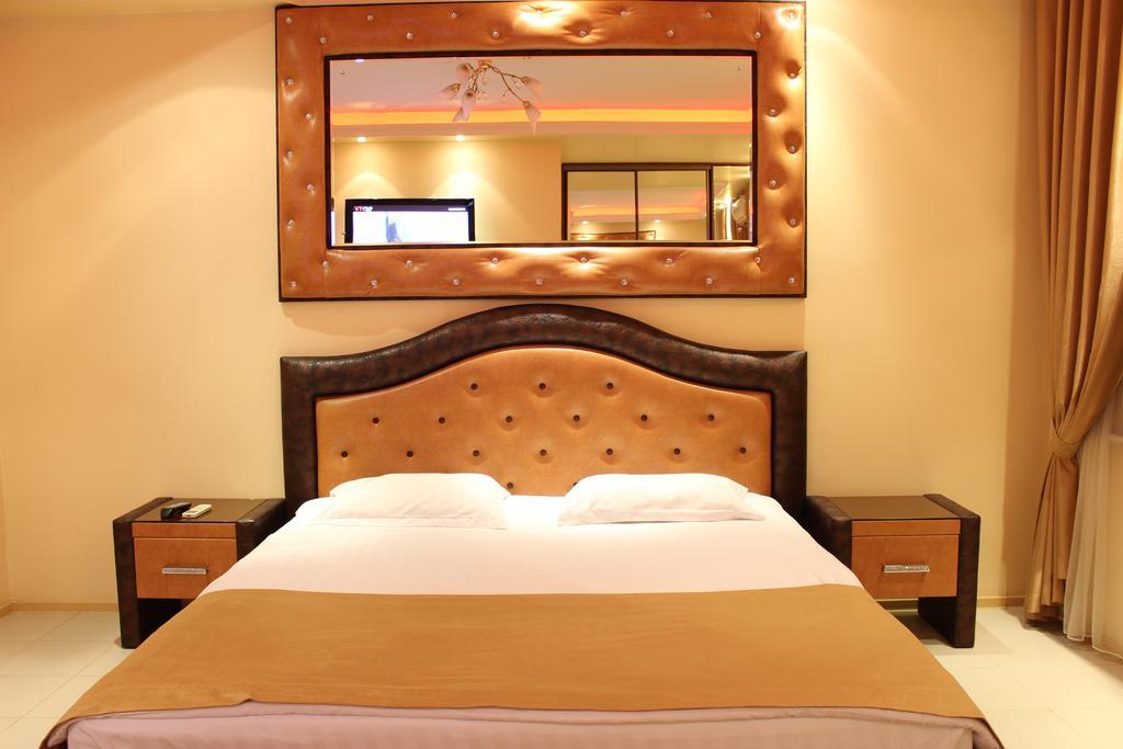 Prestige Apart-Hotel Chisinau Ngoại thất bức ảnh