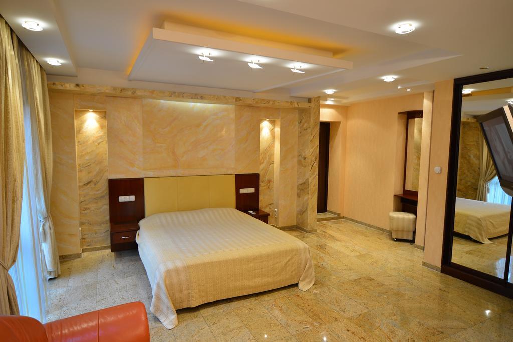 Prestige Apart-Hotel Chisinau Ngoại thất bức ảnh