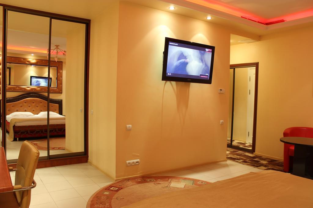 Prestige Apart-Hotel Chisinau Ngoại thất bức ảnh